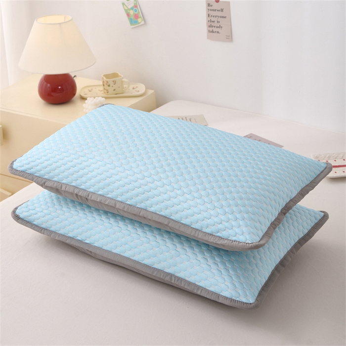 91家纺网 家纺一手货源 找家纺 大熊枕芯 2025新款冰豆豆凉感隔脏枕套 冰豆豆枕套-蓝