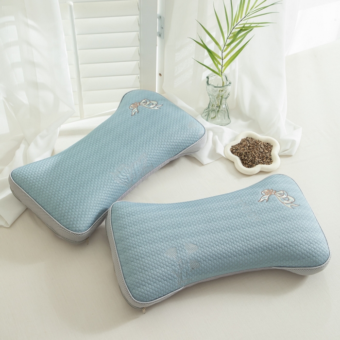 91家纺网 家纺一手货源 找家纺 织布人 2025新款荞麦枕夏季凉感豆豆枕茶叶枕夏凉荞麦枕学生成人家用硬枕 夏凉豆豆颈椎反弓款-反弓蝴蝶蓝茶香枕