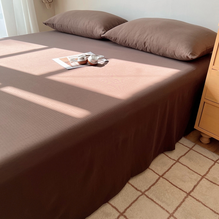 91家纺网 家纺一手货源 找家纺 蜜宿 2025新款A类全棉人字纹床单 床单：深棕