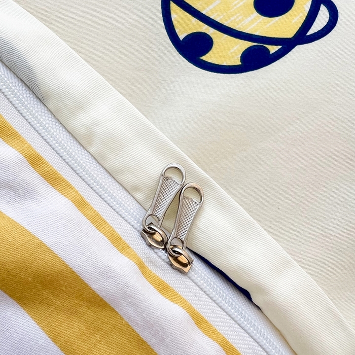 91家纺网 家纺一手货源 找家纺 依庭 2025新款全棉印花花卉款四件套单品系列-单被套 蜡笔恐龙