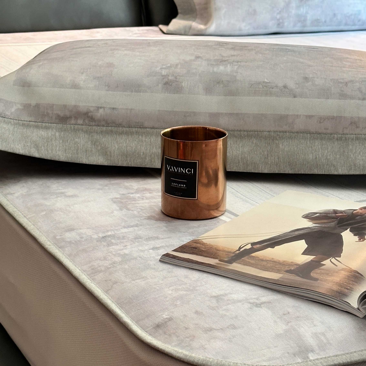 91家纺网 家纺一手货源 找家纺 JUICY 橘滋家纺 2025新款夏日高端轻奢数码冰丝奢简高级凉席床笠 巴黎暮色