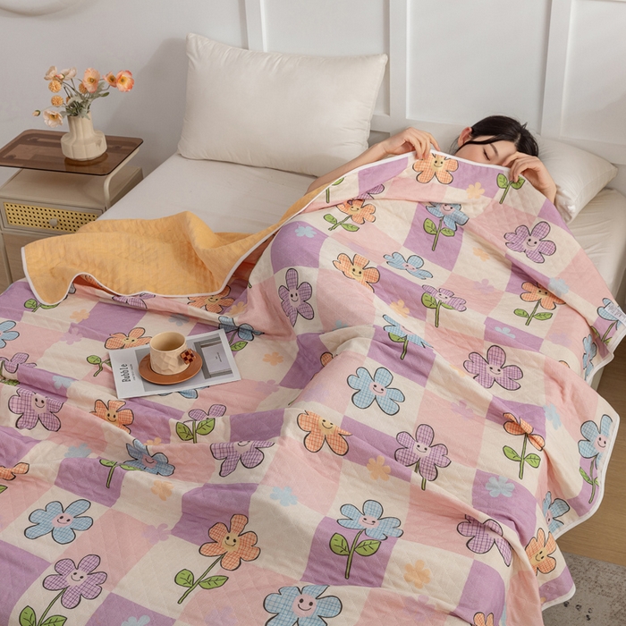 91家纺网 家纺一手货源 找家纺 乐家毛巾被（工厂自产自销） 2025新款A类全棉六层纱印花毛巾被 格子花花