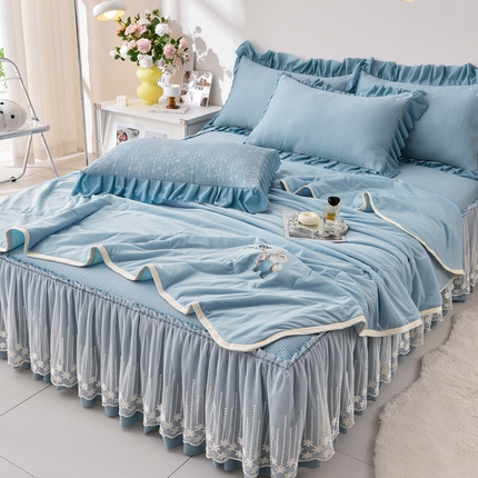 91家纺网 家纺一手货源 找家纺 （总）铠畅家纺 2025新款凉感豆豆床裙夏被四件套--幸运草