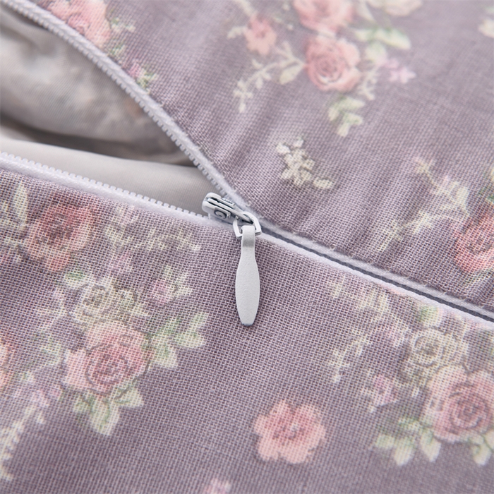 91家纺网 家纺一手货源 找家纺 大熊枕芯 2025新款田园风全棉印花双层纱萌趣兔子三角荞麦护颈枕枕头枕芯 田园兔三角枕-紫50*15*15cm/只