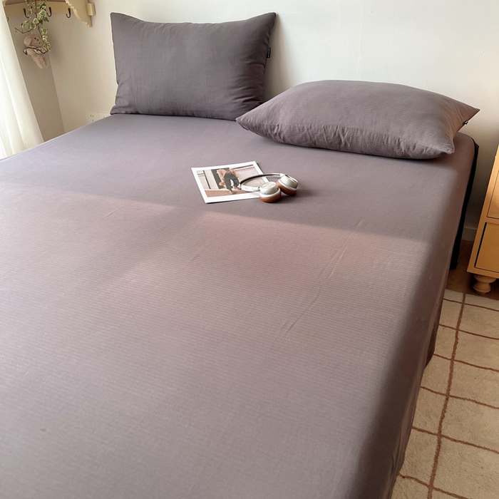 91家纺网 家纺一手货源 找家纺 蜜宿 2025新款A类全棉人字纹床单 床单：炭灰