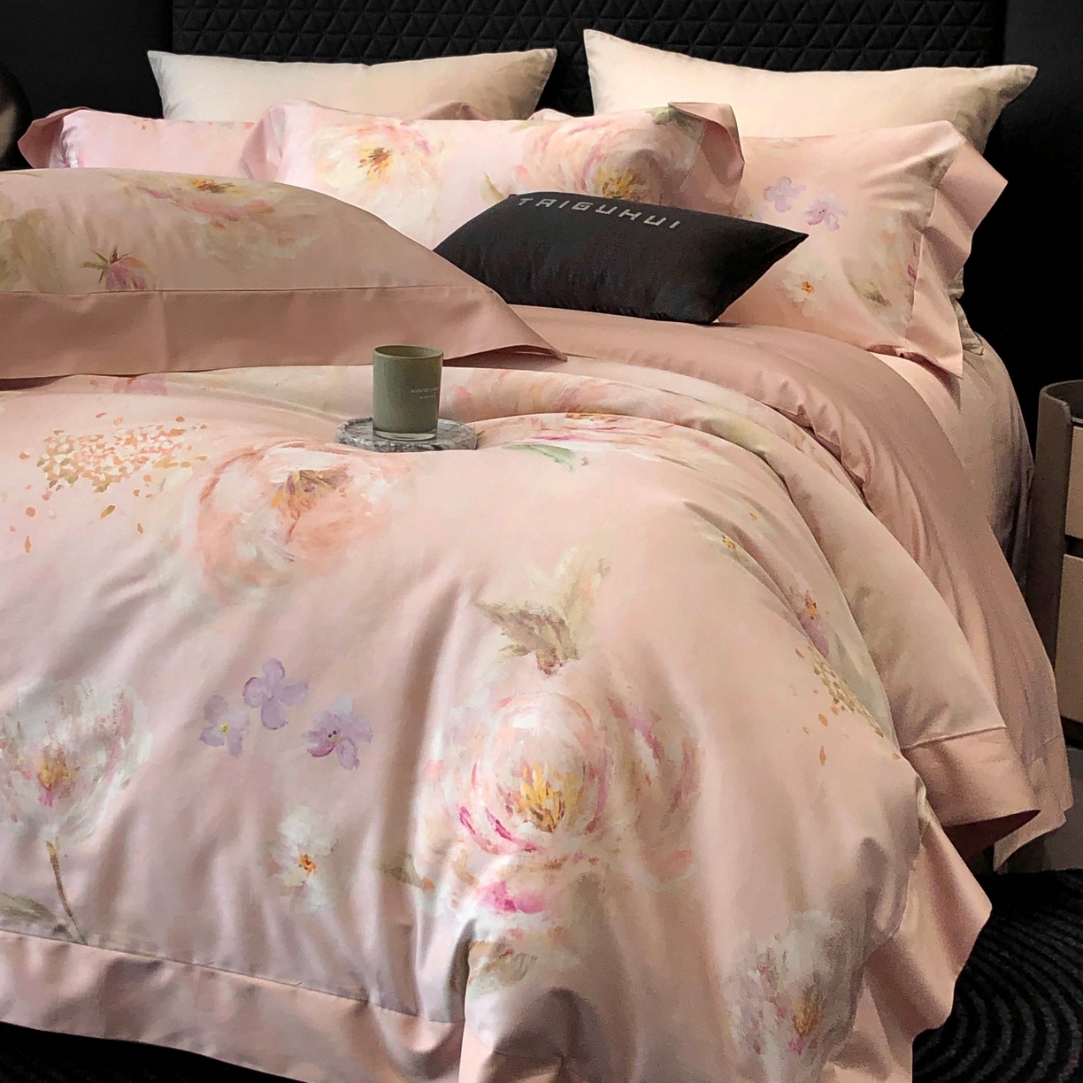 91家纺网 家纺一手货源 找家纺 2025年高支高密长绒棉专版活性数码印花系列四件套【券后控价——券后不低于378】 莉安娜-粉