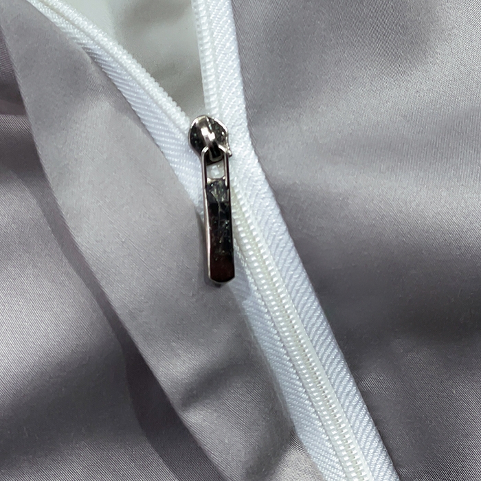 91家纺网 家纺一手货源 找家纺 （总）皇寝世家家居 2025新款全棉纯棉A类100s长绒棉四件套刺绣绣花纯色贡缎床单款-诗雅