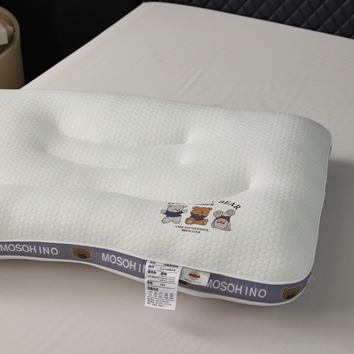 91家纺网 家纺一手货源 找家纺 （总）幸运草 2025新款三只小熊针织分区护颈枕 亲子舒睡枕头芯