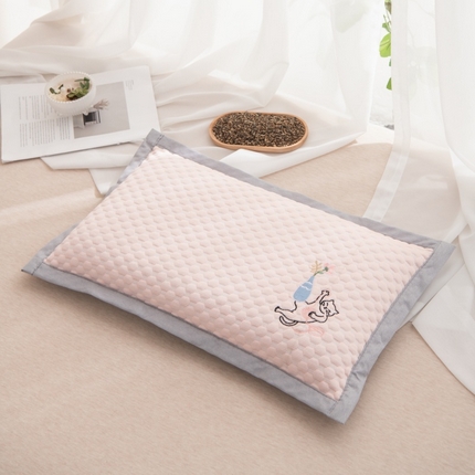 91家纺网 家纺一手货源 找家纺 （总）仁宇枕业 2025新款新品夏季凉豆豆熬夜枕系列荞麦枕头枕芯