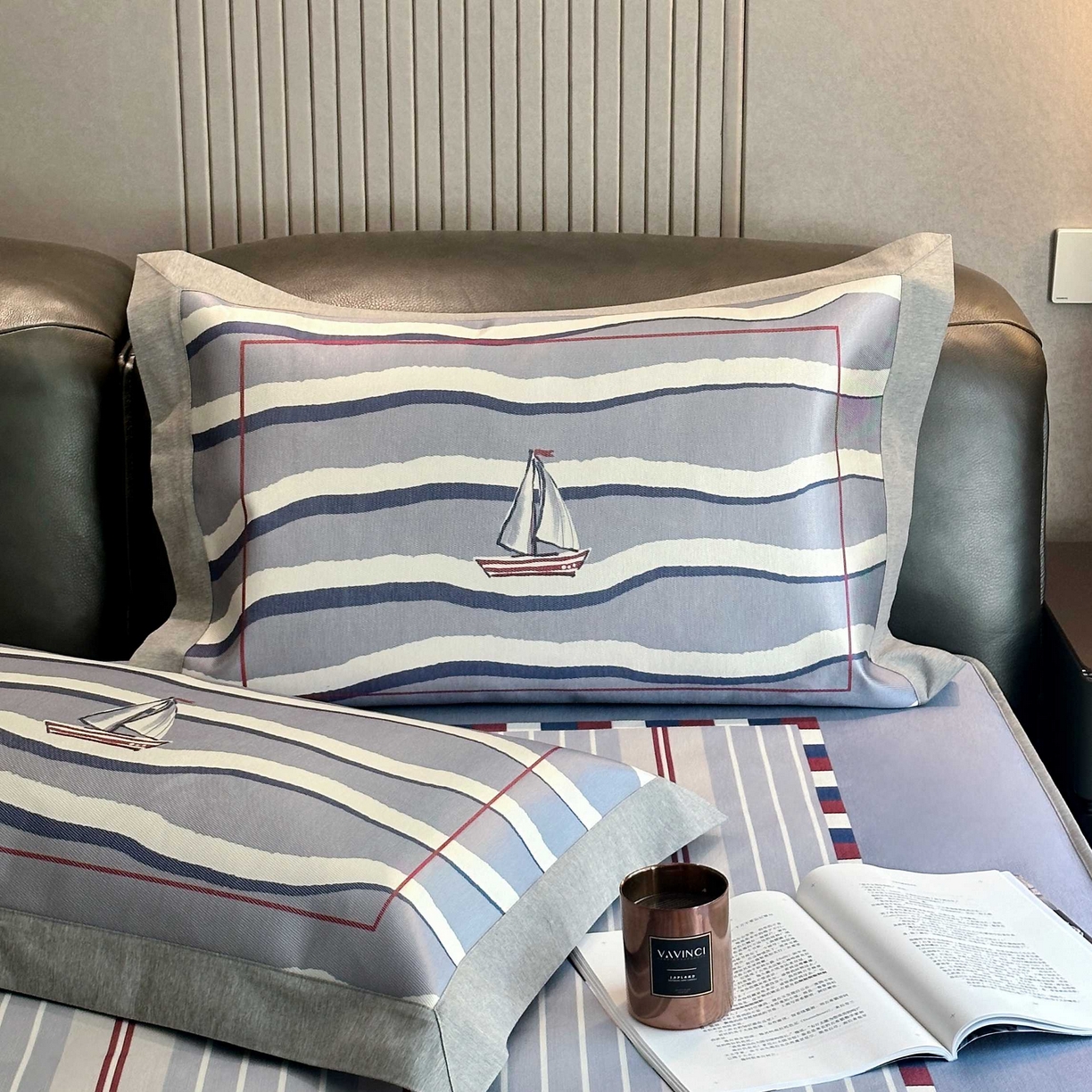 91家纺网 家纺一手货源 找家纺 JUICY 橘滋家纺 2025新款夏日高端轻奢数码冰丝奢简高级凉席床笠 芬兰之梦