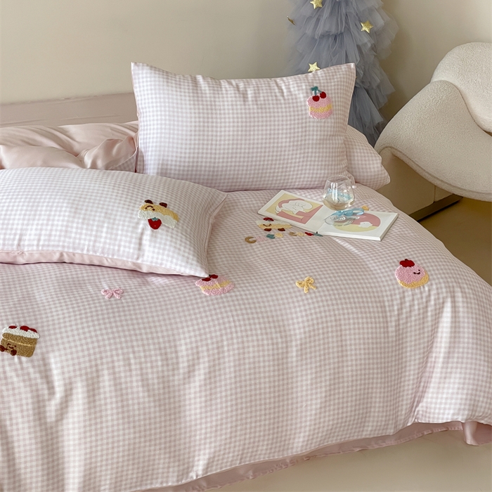 91家纺网 家纺一手货源 找家纺 2025新款60S兰精天丝卡通毛巾绣四件套-暗合款 天丝可颂