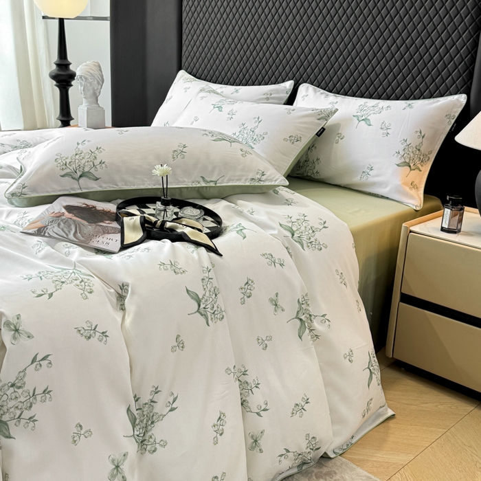 91家纺网 家纺一手货源 找家纺 芊寻家居 2025春夏新款50支莱赛尔天丝贡缎数码印花麻绳款四件套高端礼盒 铃兰花语绿