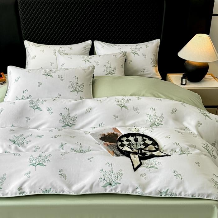 91家纺网 家纺一手货源 找家纺 芊寻家居 2025春夏新款50支莱赛尔天丝贡缎数码印花麻绳款四件套高端礼盒 铃兰花语绿