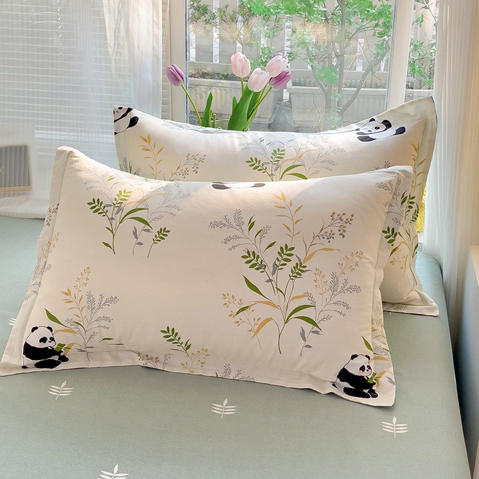 91家纺网 家纺一手货源 找家纺 依庭 2025新款全棉印花花卉款四件套单品系列-单枕套 熊猫仔仔