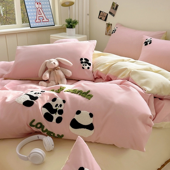 91家纺网 家纺一手货源 找家纺 迪拜家纺 2025新款加厚水洗棉四件套-熊猫 樱粉
