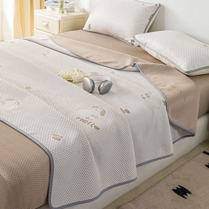 91家纺网 家纺一手货源 找家纺 梦初语 2025新款A类华夫格冰豆豆夏被子针织提花凉感夏凉被单双人空调被可机水洗 卡皮巴拉熊-卡其