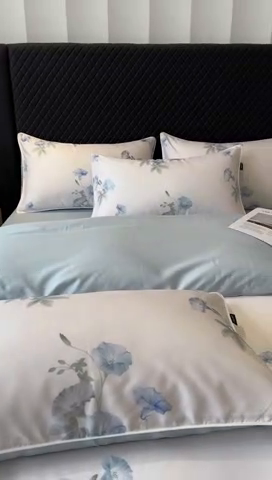 91家纺网 家纺一手货源 找家纺 洺兰家居 2025春夏新款100支莱赛尔天丝贡缎数码印花麻绳款四件套高端礼盒 流年兰