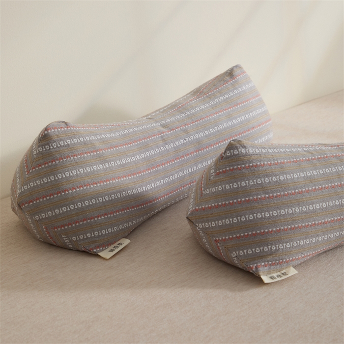 91家纺网 家纺一手货源 找家纺 大熊枕芯 2025新款全棉三角颈椎枕菱形荞麦枕枕头枕芯 三角菱形荞麦枕-咖15*45cm/对