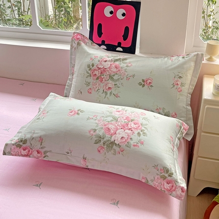 91家纺网 家纺一手货源 找家纺 （总）依庭 2025新款全棉印花花卉款四件套单品系列-单枕套