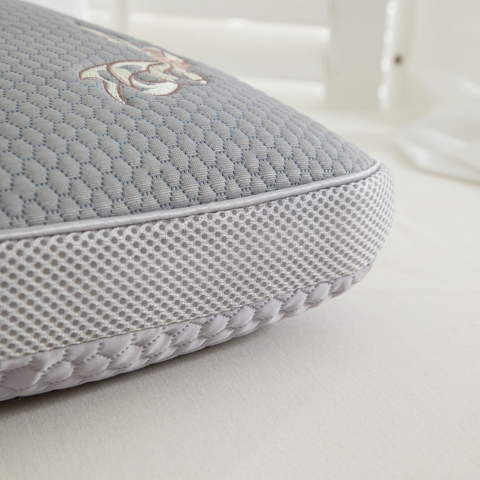 91家纺网 家纺一手货源 找家纺 织布人 2025新款荞麦枕夏季凉感豆豆枕茶叶枕夏凉荞麦枕学生成人家用硬枕 夏凉豆豆颈椎反弓款-反弓蝴蝶灰茶香枕