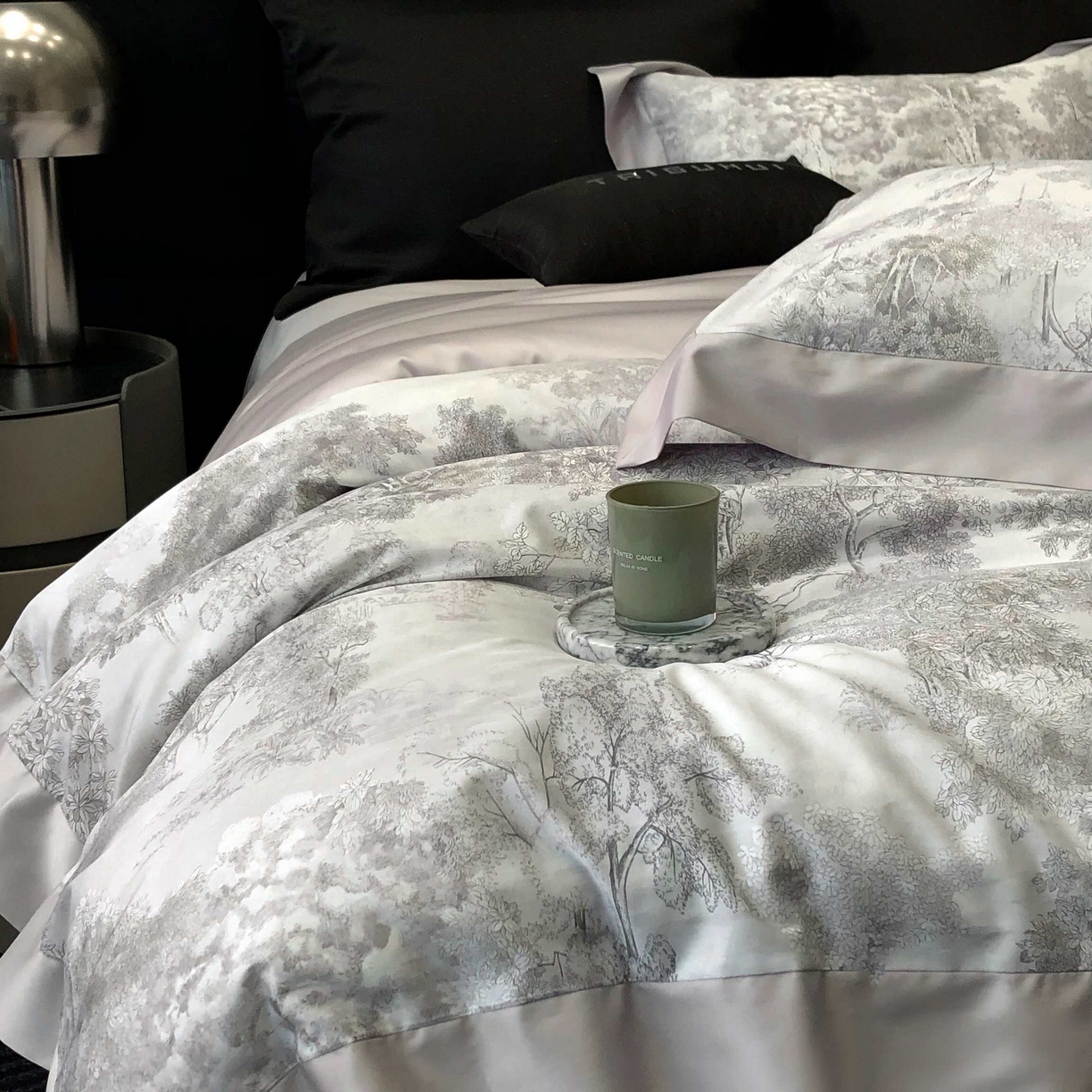 91家纺网 家纺一手货源 找家纺 2025年高支高密长绒棉专版活性数码印花系列四件套【券后控价——券后不低于378】 丽奥娜-杏子灰