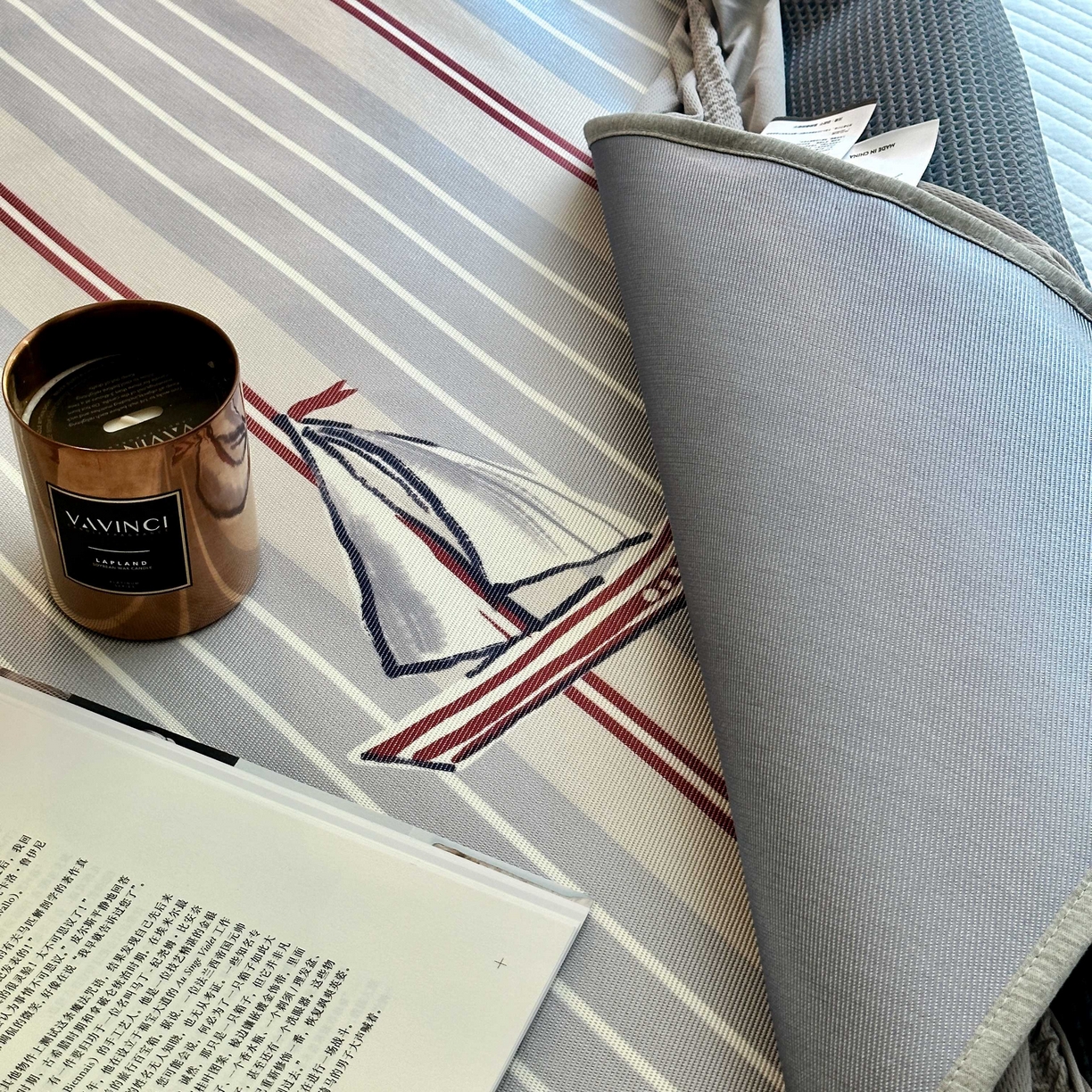 91家纺网 家纺一手货源 找家纺 JUICY 橘滋家纺 2025新款夏日高端轻奢数码冰丝奢简高级凉席床笠 芬兰之梦