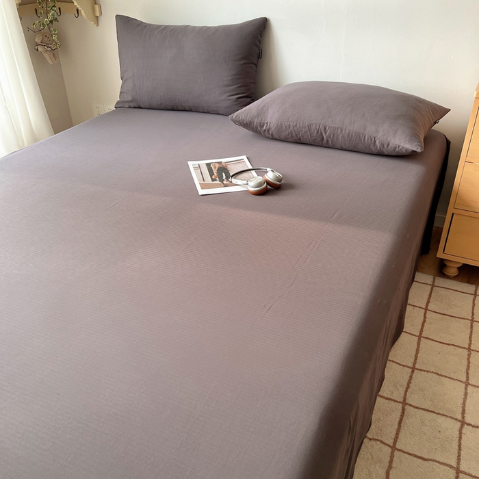 91家纺网 家纺一手货源 找家纺 蜜宿 2025新款A类全棉人字纹床单 床单：炭灰