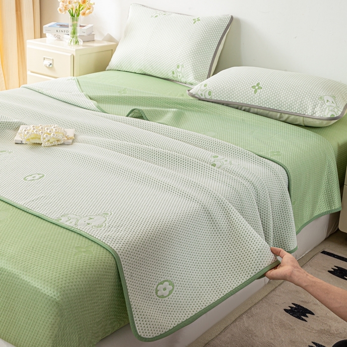 91家纺网 家纺一手货源 找家纺 梦初语 2025新款A类华夫格冰豆豆夏被子针织提花凉感夏凉被单双人空调被可机水洗 轻奢小熊-绿