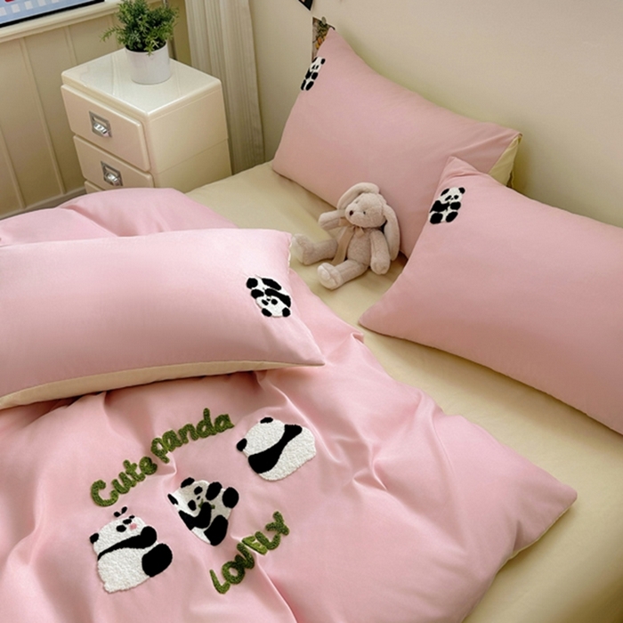 91家纺网 家纺一手货源 找家纺 迪拜家纺 2025新款加厚水洗棉四件套-熊猫 樱粉