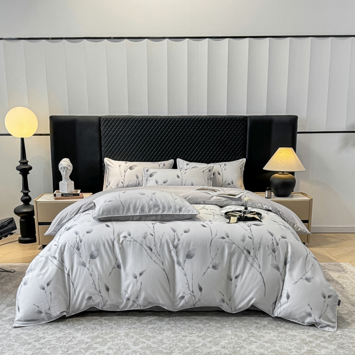 91家纺网 家纺一手货源 找家纺 芊寻家居 2025春夏新款50支莱赛尔天丝贡缎数码印花麻绳款四件套高端礼盒 静谧灰