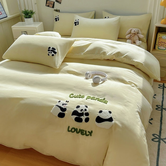 91家纺网 家纺一手货源 找家纺 易展家居 2025新款加厚水洗棉四件套-熊猫 春黄