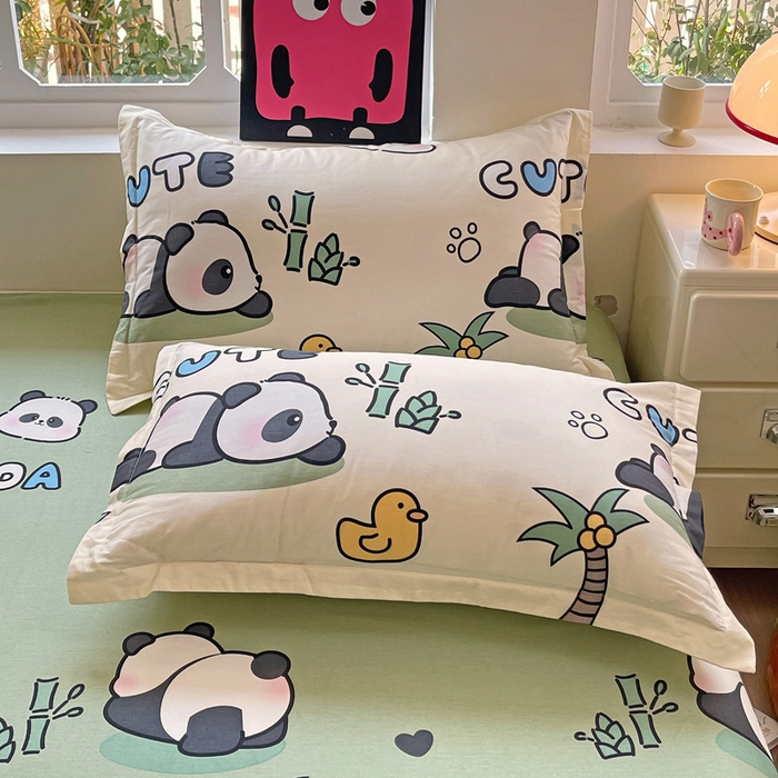 91家纺网 家纺一手货源 找家纺 依庭 2025新款全棉印花花卉款四件套单品系列-单枕套 熊猫戏水