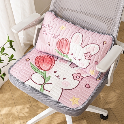 芙宁娜 2025新款冰丝坐垫椅垫屁垫学生椅子垫夏季办公室凳子久坐凉席冰垫 幸运兔