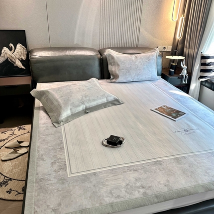 91家纺网 家纺一手货源 找家纺 （总） 橘滋家纺 2025夏日高端A类原创设计轻奢卡通简约数码冰丝席高级凉席-床席床笠