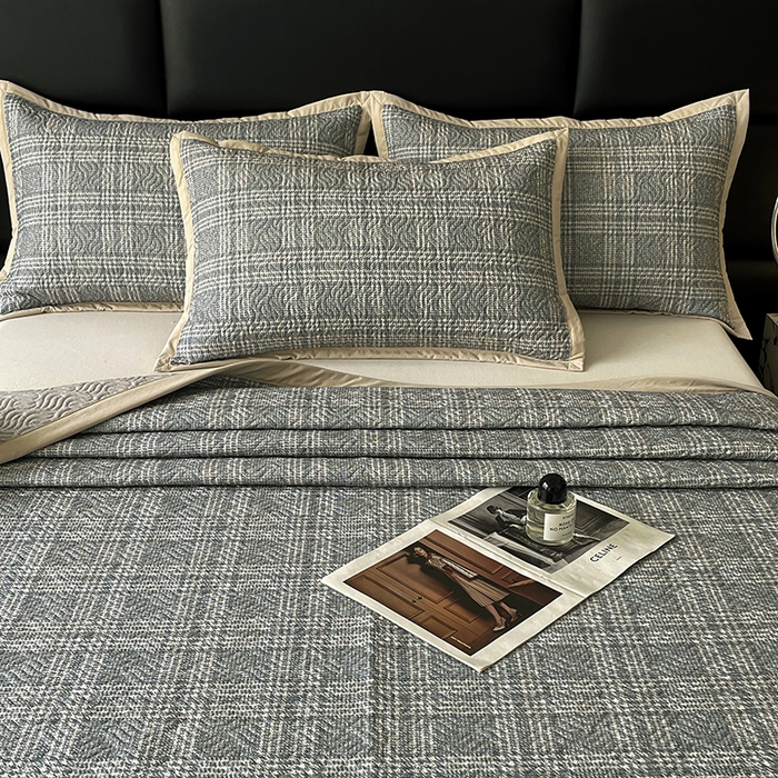 91家纺网 家纺一手货源 找家纺 大渔生活 2025新款磨毛夹棉床盖 子衿格