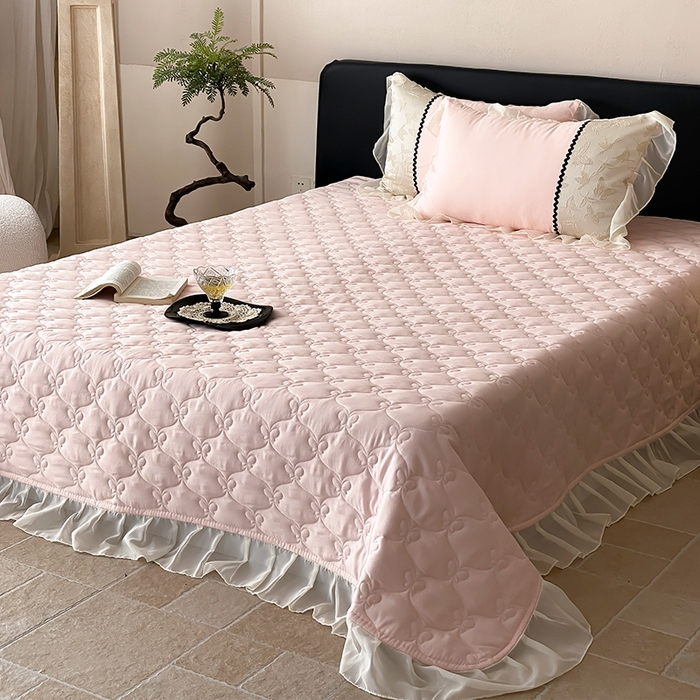 91家纺网 家纺一手货源 找家纺 （总）富米莱（原臻工厂） 2025新款西西里莱赛尔天丝法式公主风浮雕蝴蝶夏被床盖四件套