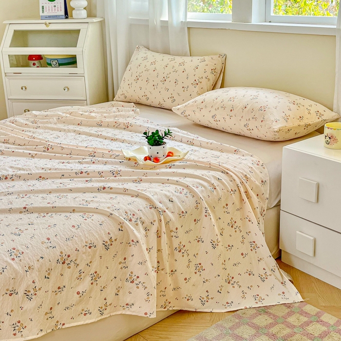 91家纺网 家纺一手货源 找家纺 优米家纺 2025新款ins小清新双层纱印花床单 雾里看花