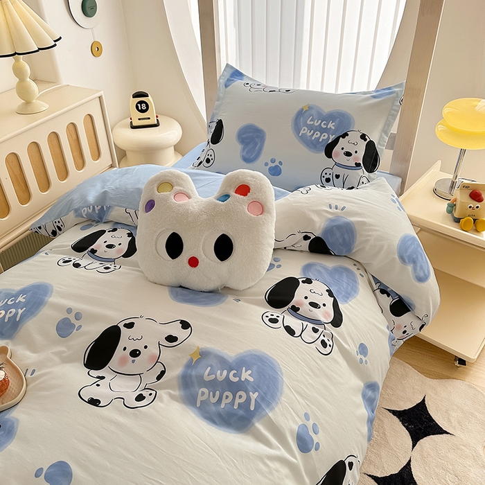 91家纺网 家纺一手货源 找家纺 卡普 2025新款爆款加厚卡通小清新全棉纯棉学生宿舍三件套床笠隔天可拿幸运波比