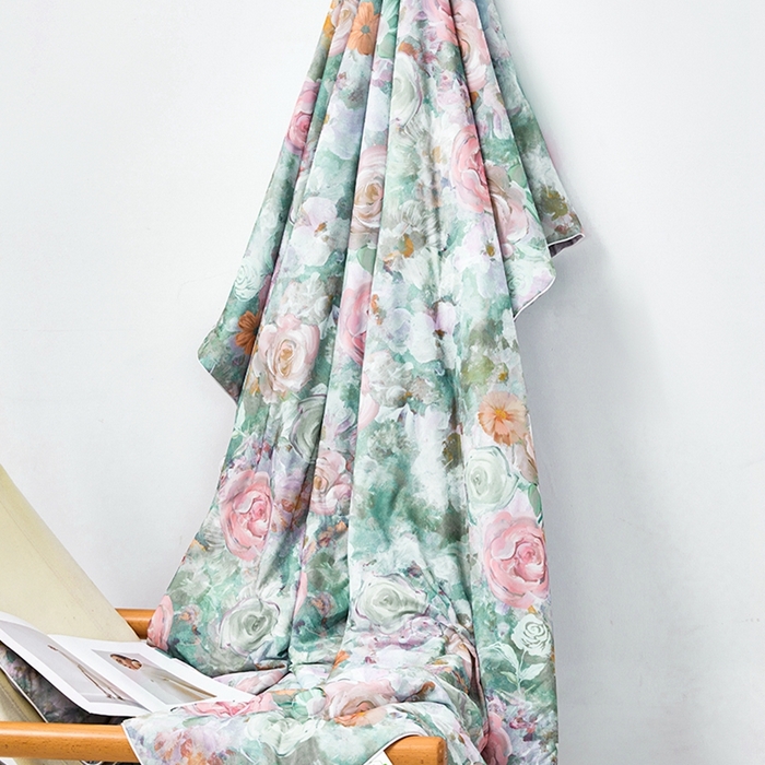 91家纺网 家纺一手货源 找家纺 小鱼儿家纺 2025新款A类母婴级凉感丝夏被锦氨面料凉感空调被单人双人夏凉被可机洗被子被芯 油墨花卉