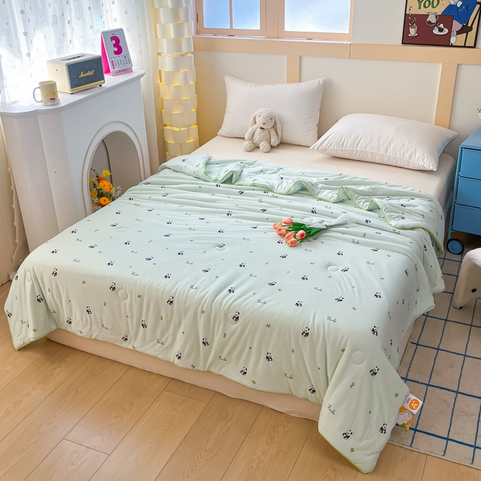 91家纺网 家纺一手货源 找家纺 龙图家纺 2025新款A类母婴针织棉夏被印花卡通凉感丝夏凉被空调被 小熊猫