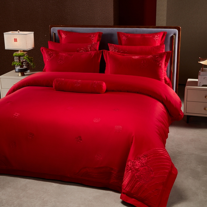 91家纺网 家纺一手货源 找家纺 振翼家纺婚庆专供 2025新款全棉长绒棉婚庆精致绣花四件套 喜相连 红