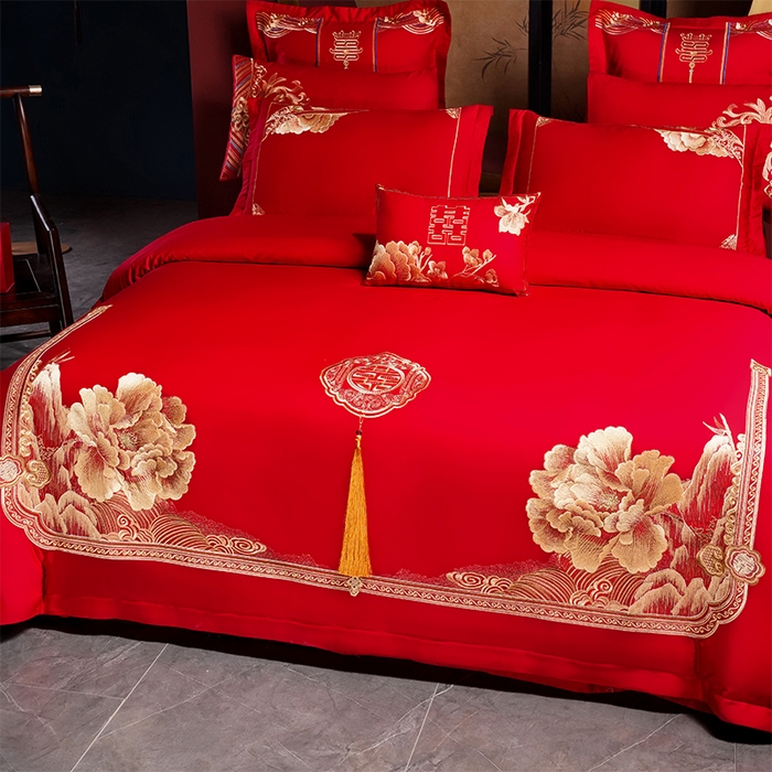 91家纺网 家纺一手货源 找家纺 振翼家纺婚庆专供 2025新款全棉长绒棉婚庆精致绣花四件套 玫瑰天使金