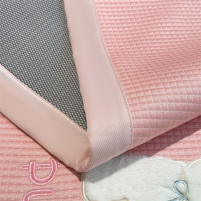 91家纺网 家纺一手货源 找家纺 喜居 2025新款中分子小奶汪刺绣凉席PE凉席 小奶汪-粉