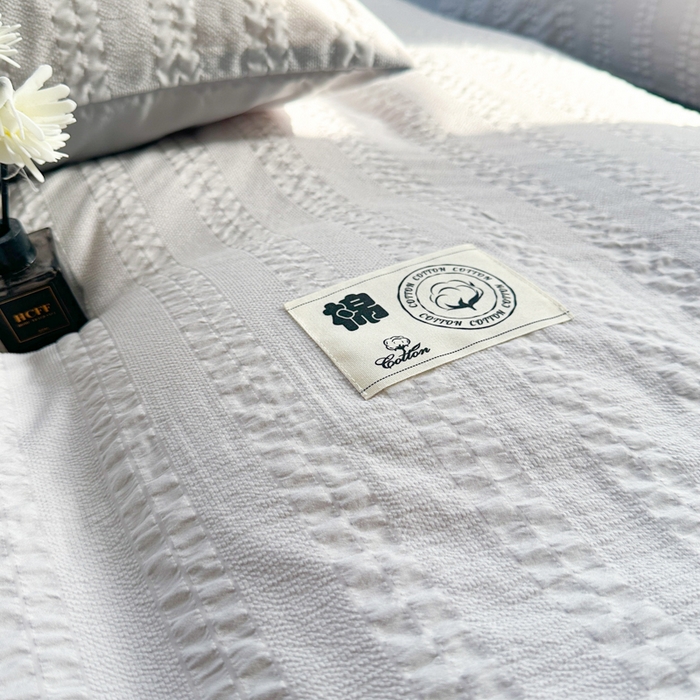 91家纺网 家纺一手货源 找家纺 丞音家纺 2025新款A类亲肤棉泡泡纱棉麻纯色宿舍公寓学生三件套床笠床单四件套 米兰-烟灰色