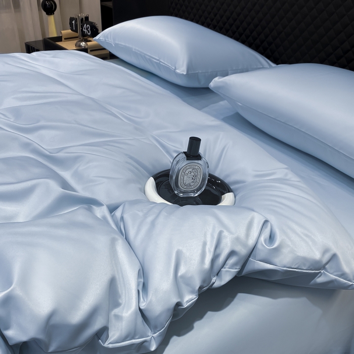 91家纺网 家纺一手货源 找家纺 爱彼家纺 2025夏季新款洛可可冰丝四件套（风格1） 洛可可-碧湖兰