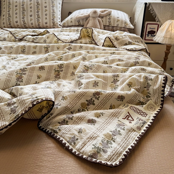 91家纺网 家纺一手货源 找家纺 星巴k家纺 2025新款春夏云感双层纱A类母婴级三角针夏被贝壳边夏凉被贝壳绣【可提供买家秀】 贝壳绣-玫瑰哒