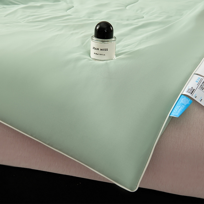 91家纺网 家纺一手货源 找家纺 预言家纺 2025新款A类锦纶凉感夏凉被被子被芯空调被 即刻凉感-绿色