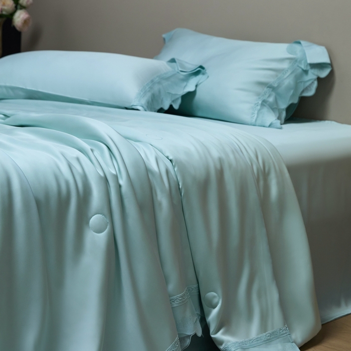 91家纺网 家纺一手货源 找家纺 时亿家居 2025新款80s兰精天丝夏被四件套 爱丽丝 爱丽丝 水绿