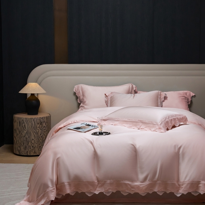 91家纺网 家纺一手货源 找家纺 时亿家居 2025新款80s兰精天丝夏被四件套 爱丽丝 爱丽丝 芽粉