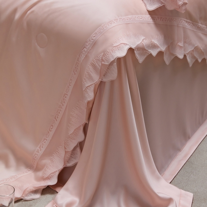 91家纺网 家纺一手货源 找家纺 时亿家居 2025新款80s兰精天丝夏被四件套 爱丽丝 爱丽丝 芽粉